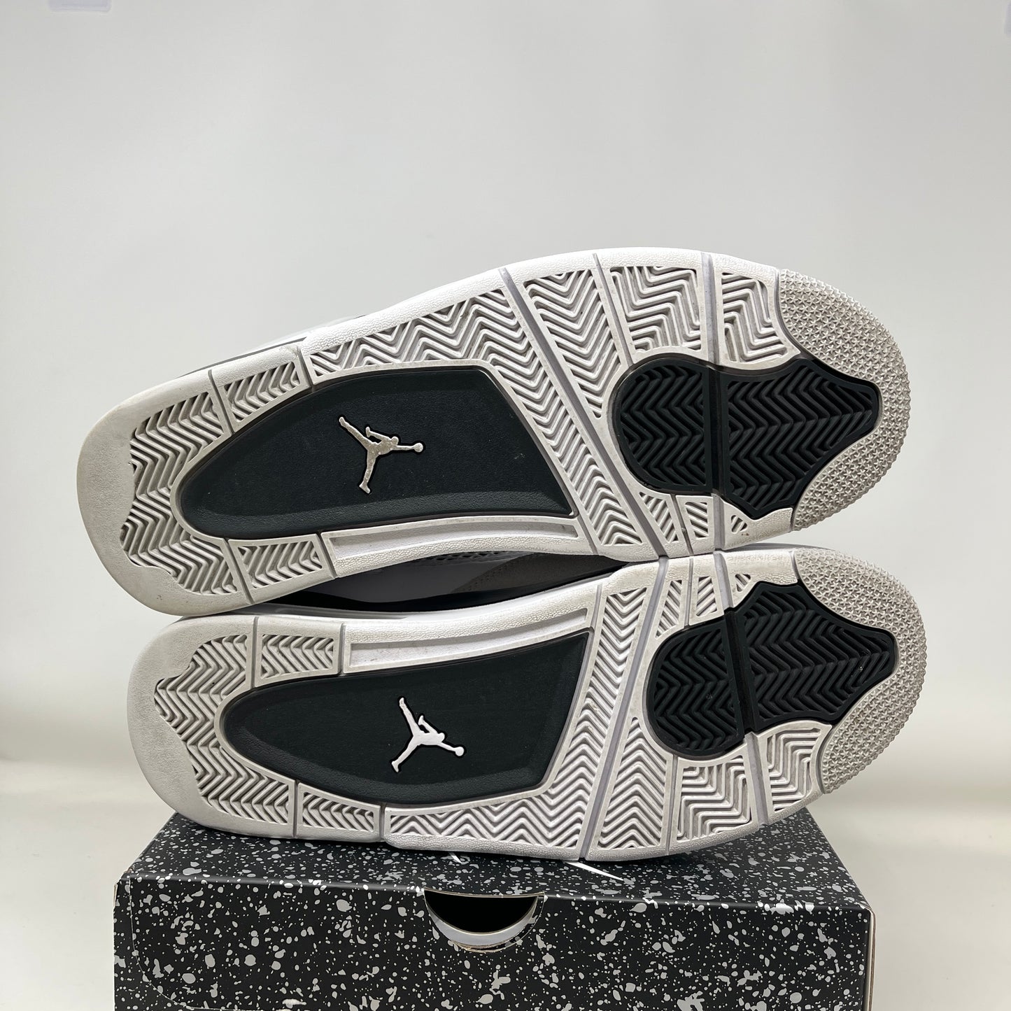 Jordan 4 Retro Military Black Used