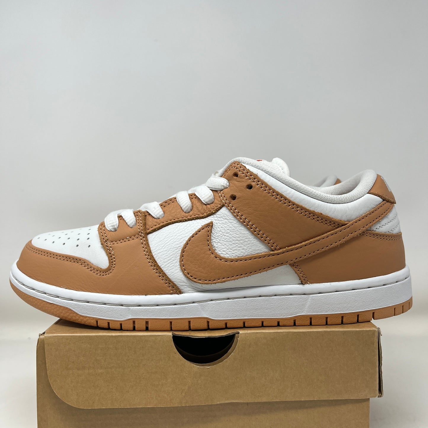 Nike SB Dunk Low Pro ISO Light Cognac Used