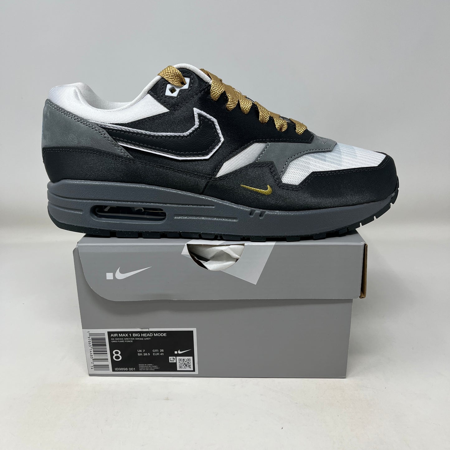 Nike Air Max 1 .SWOOSH Low Poly Big Head Mode