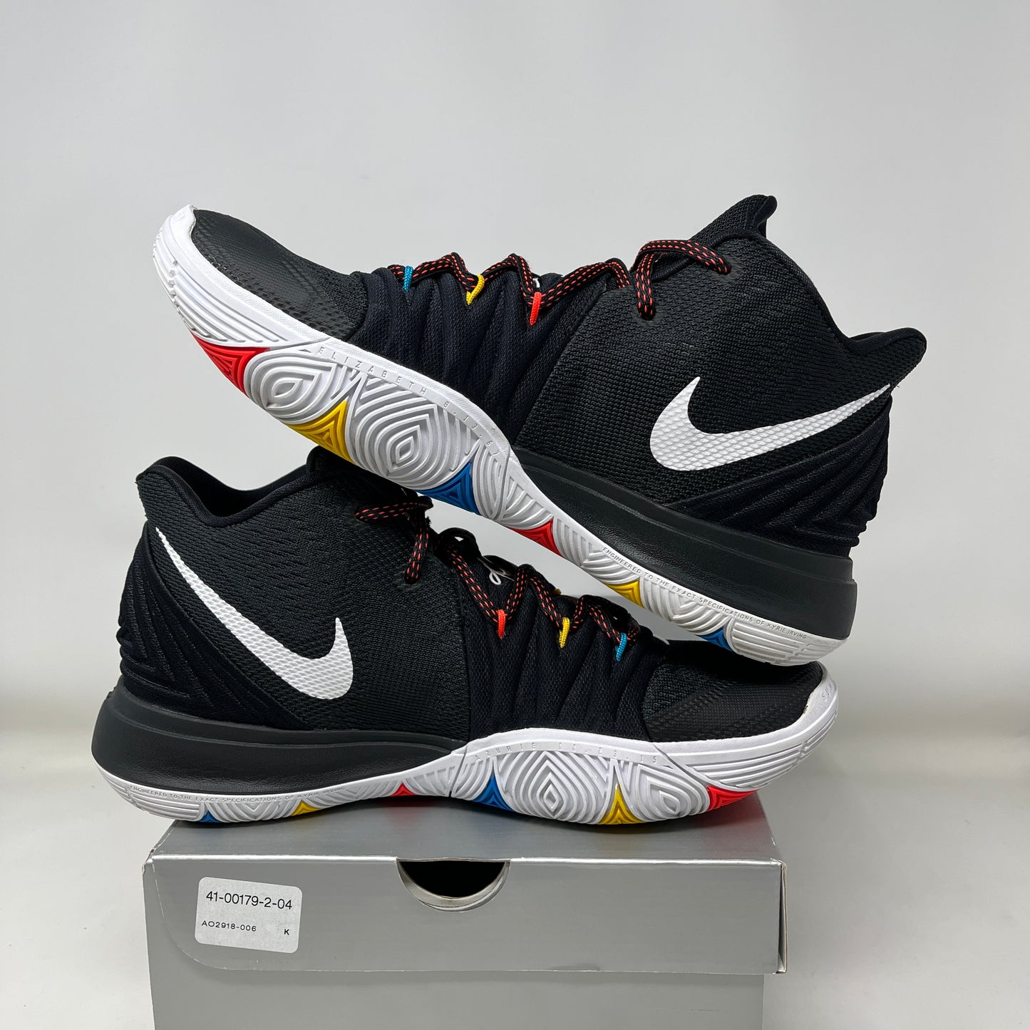Nike Kyrie 5 Friends Used