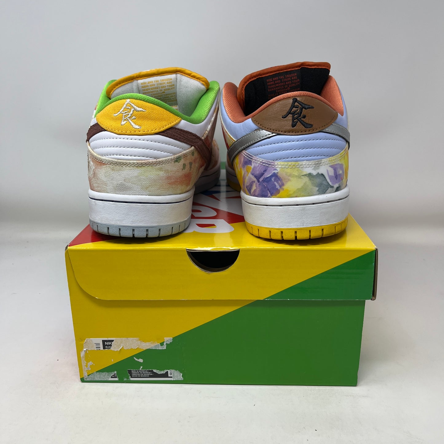 Nike SB Dunk Low Street Hawker (2021) Used