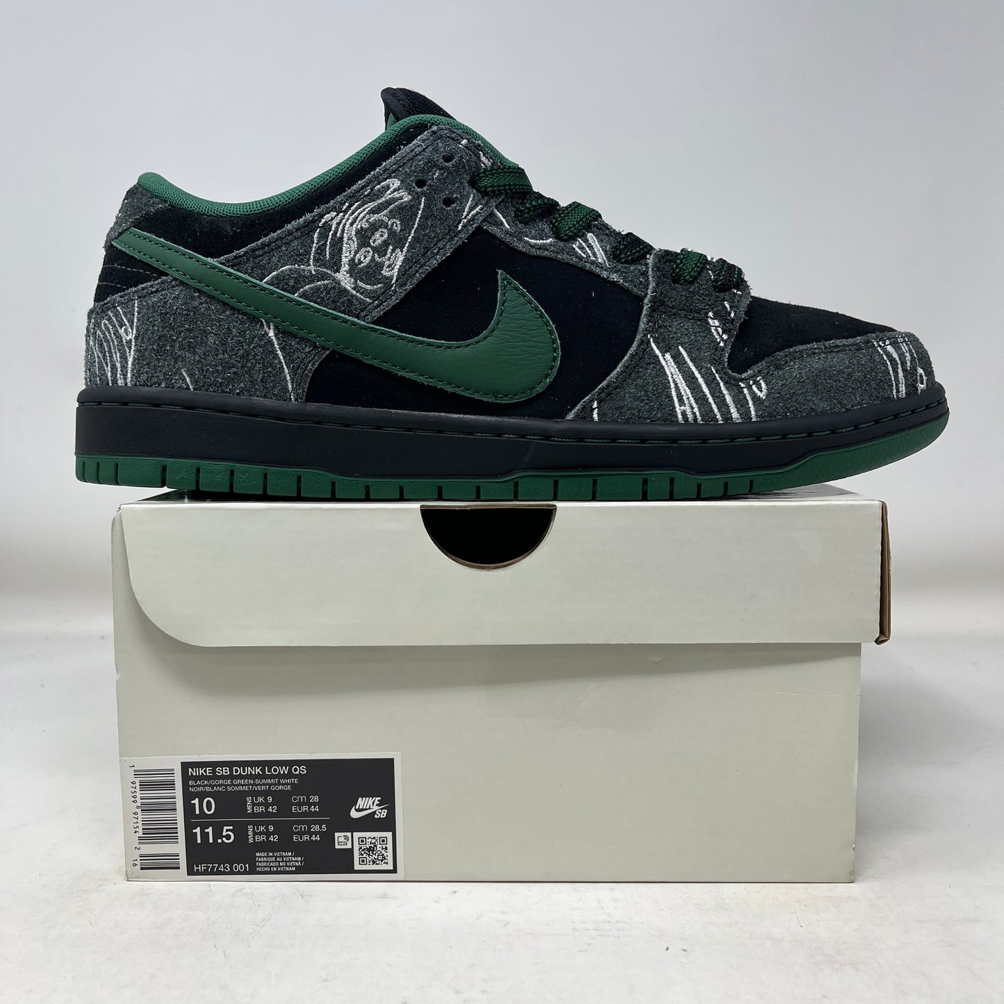 Nike SB Dunk Low There Skateboards