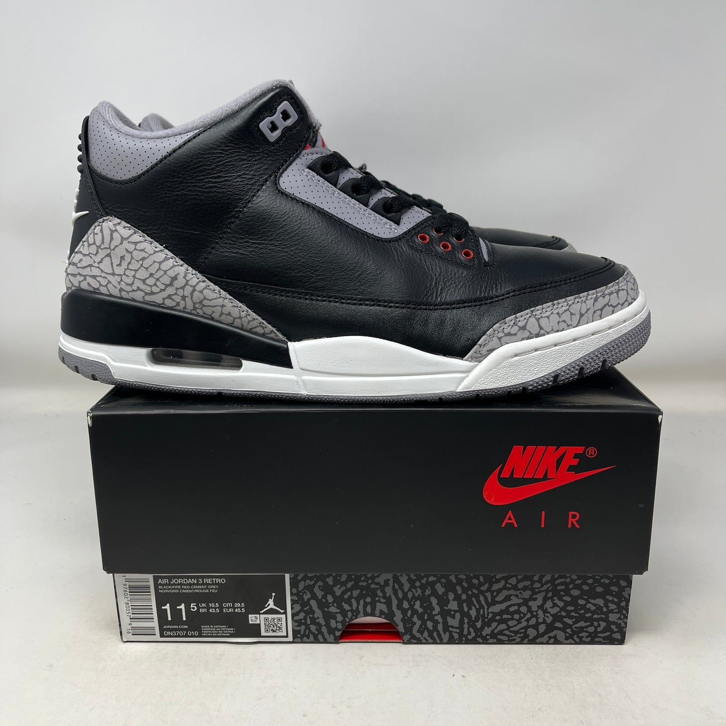 Jordan 3 Retro OG Black Cement (2024) Used