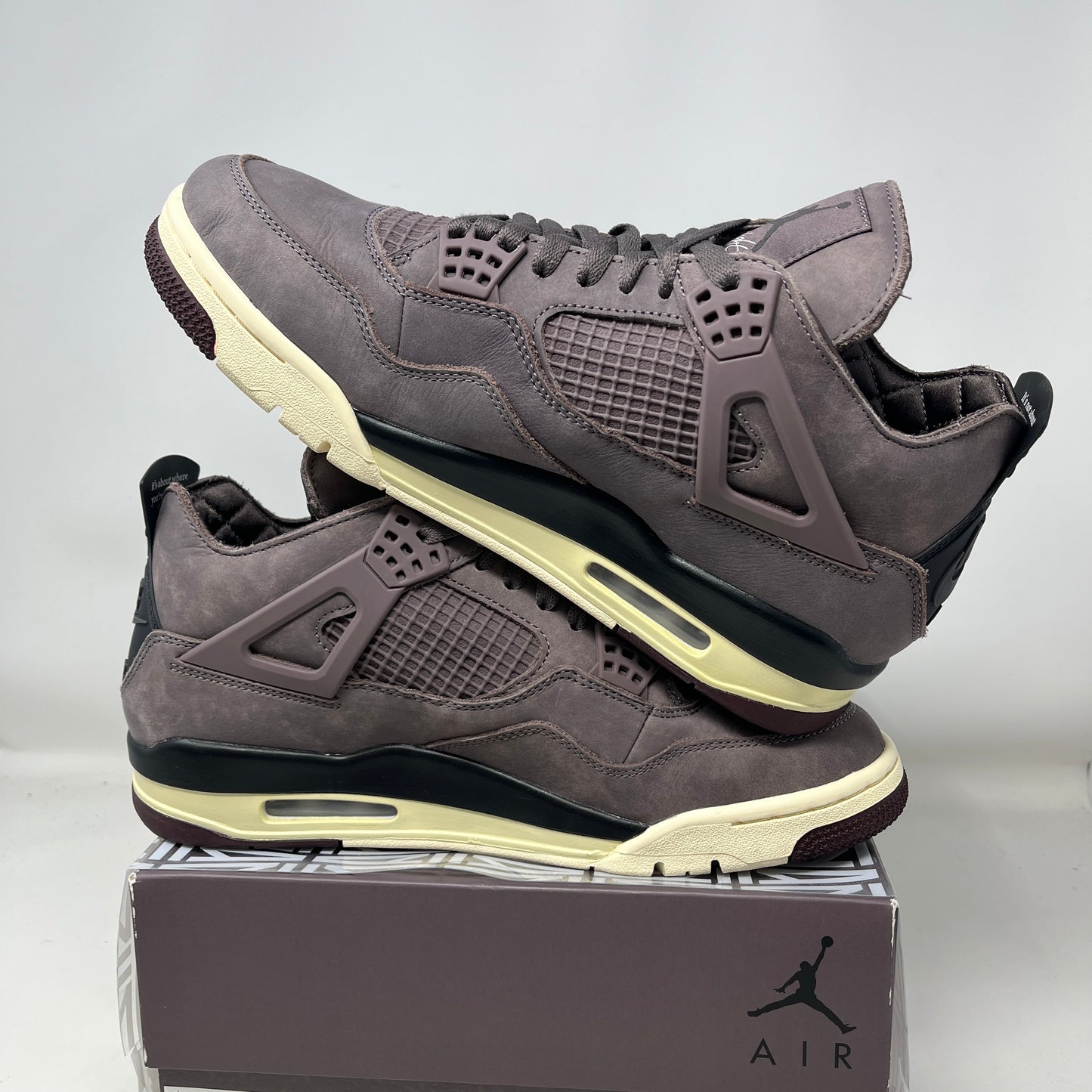 Jordan 4 Retro SP A Ma Maniére Violet Ore Used