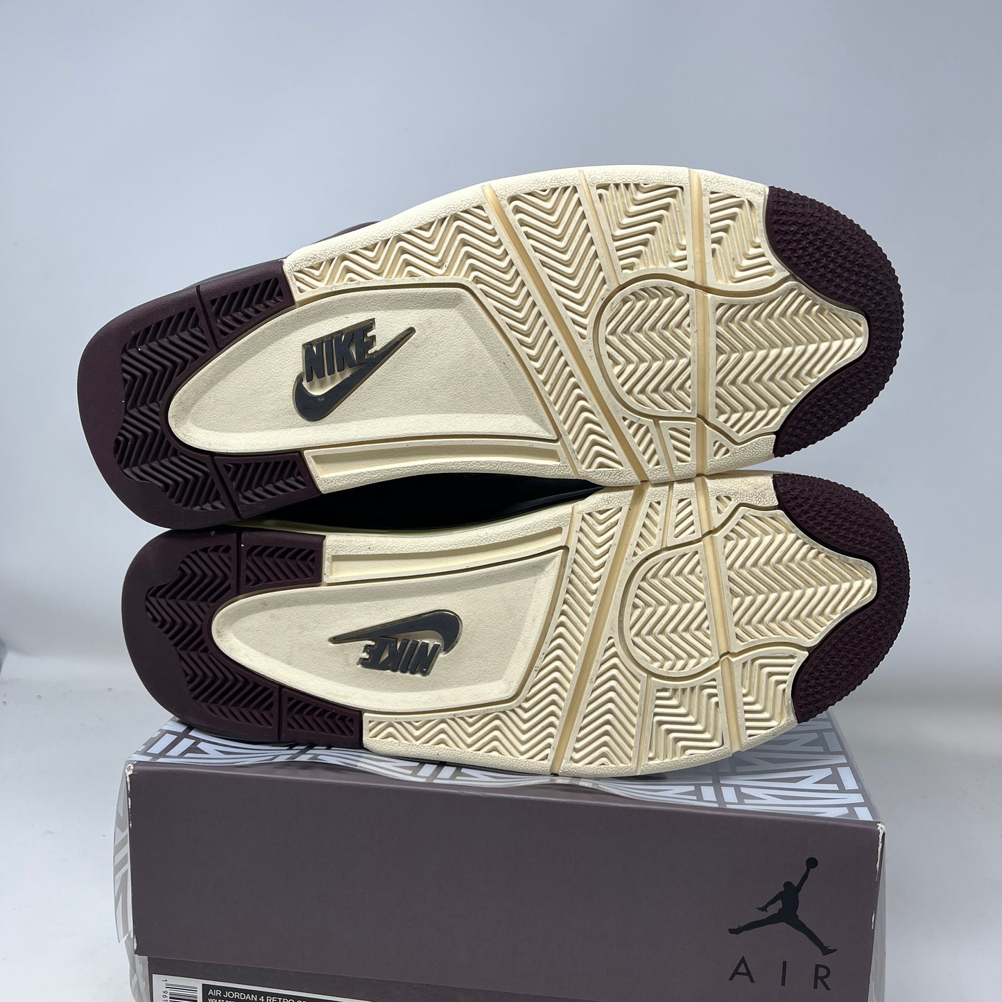 Jordan 4 Retro SP A Ma Maniére Violet Ore Used