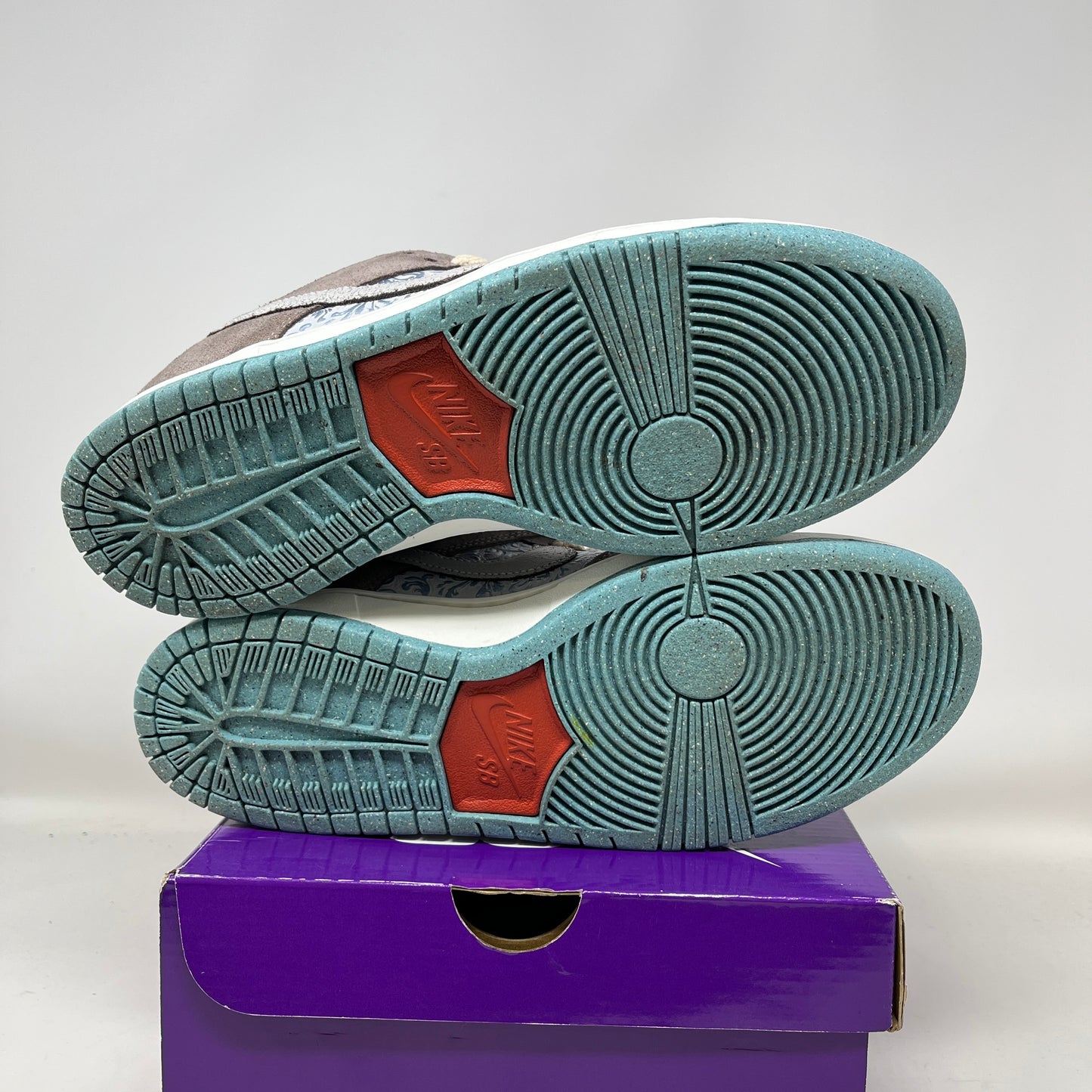 Nike SB Dunk Low Big Money Savings Used