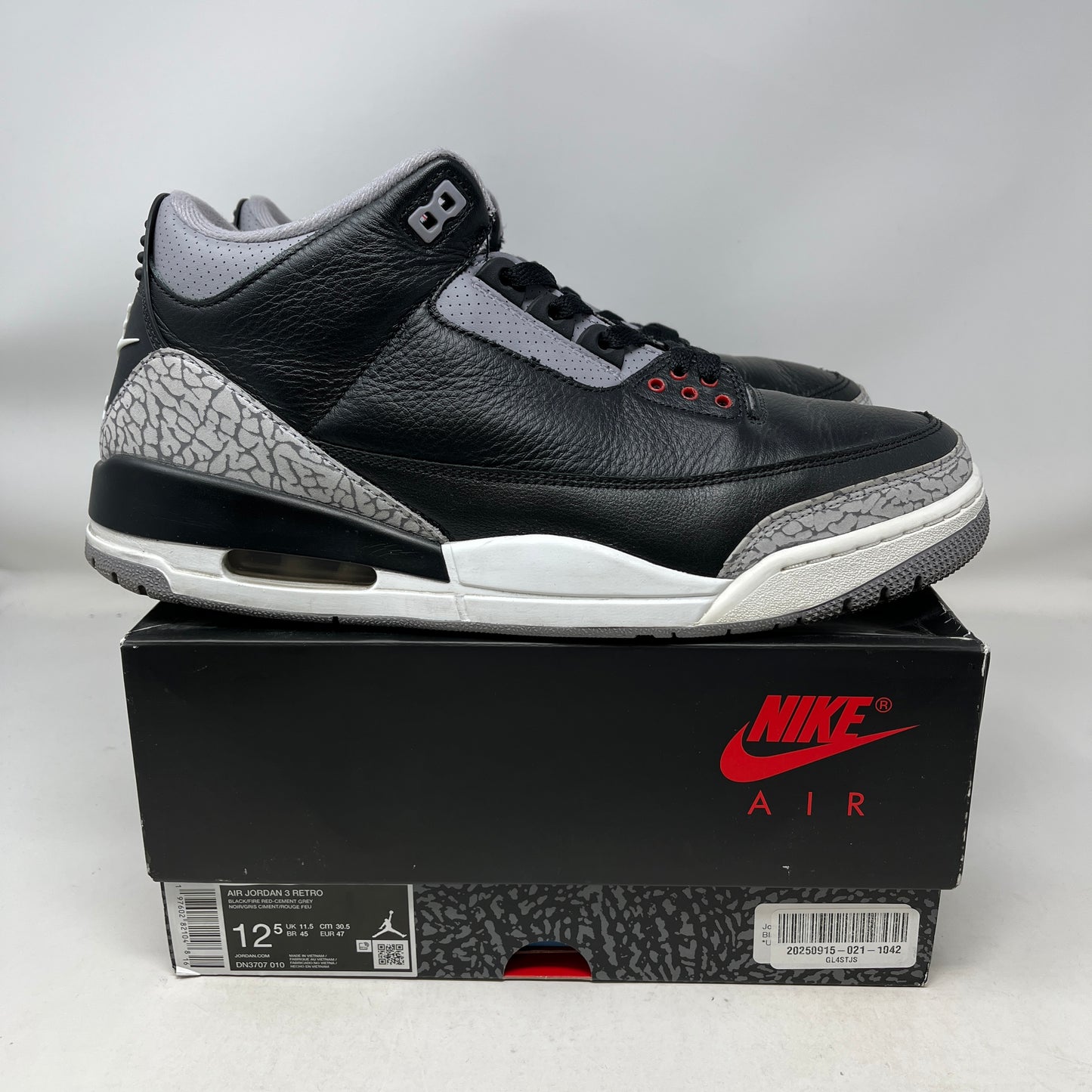 Jordan 3 Retro OG Black Cement (2024) Used