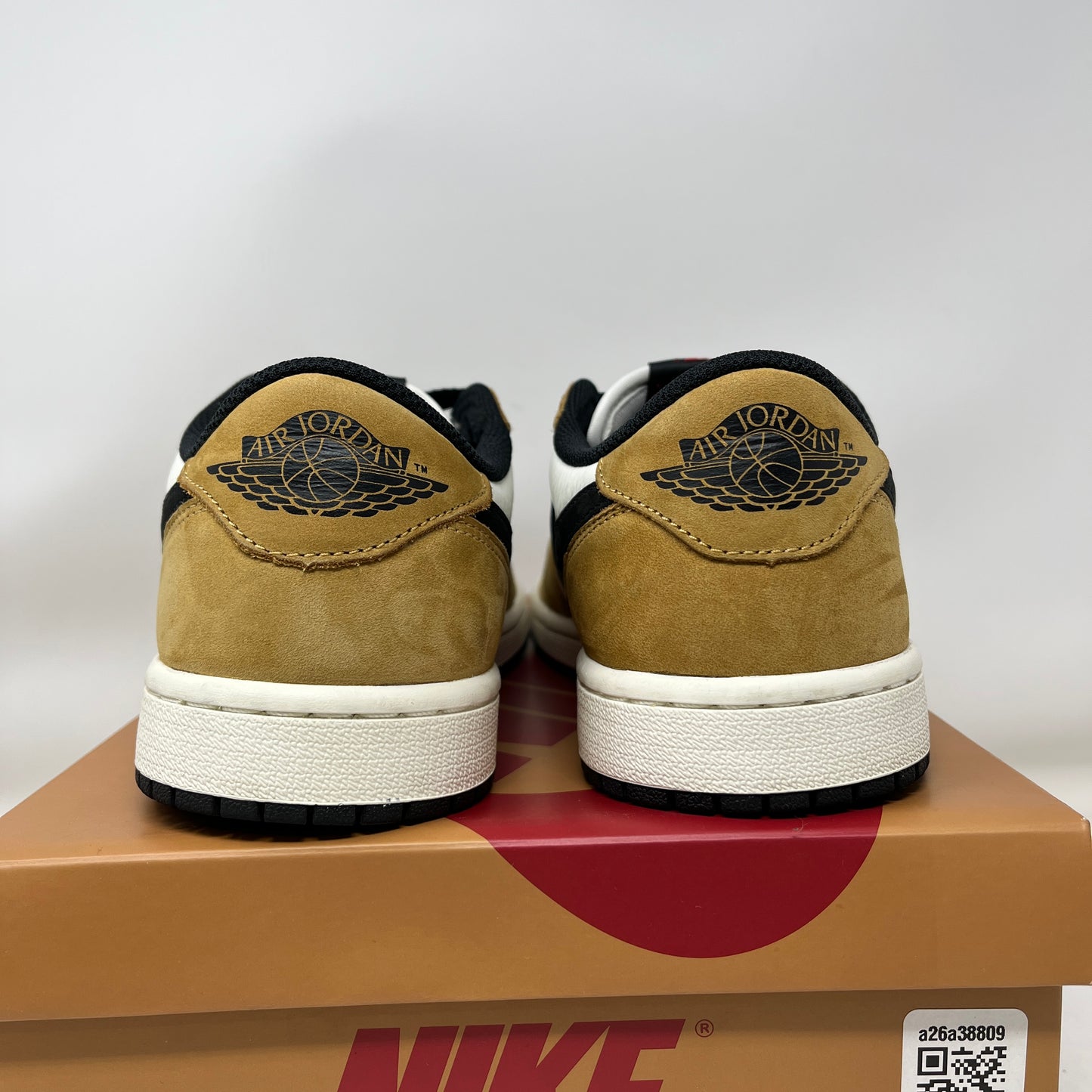 Jordan 1 Low OG Rookie of the Year Used