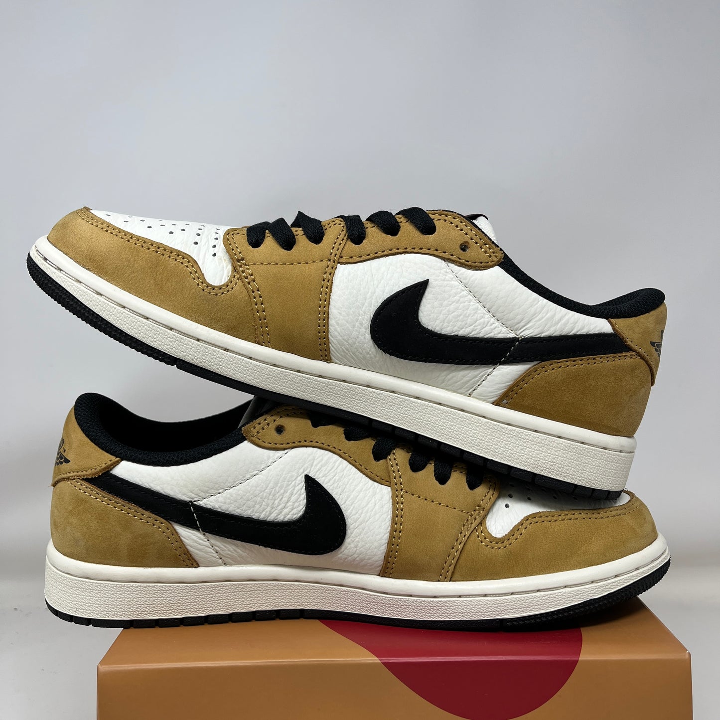 Jordan 1 Low OG Rookie of the Year Used