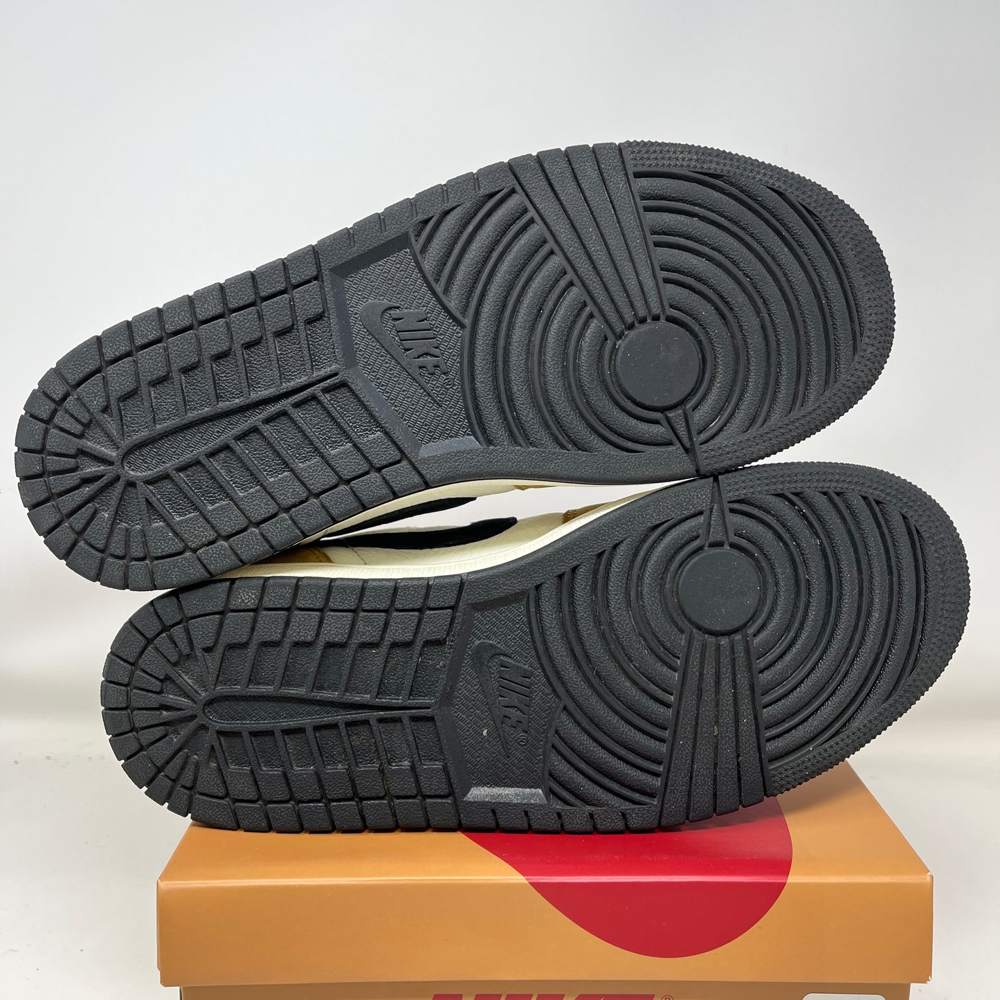 Jordan 1 Low OG Rookie of the Year Used