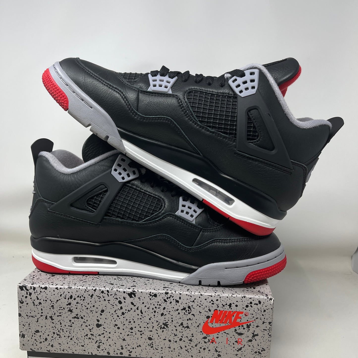 Jordan 4 Retro Bred Reimagined Used