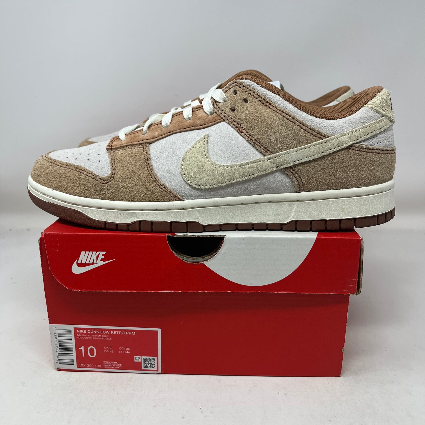 Nike Dunk Low Medium Curry Used
