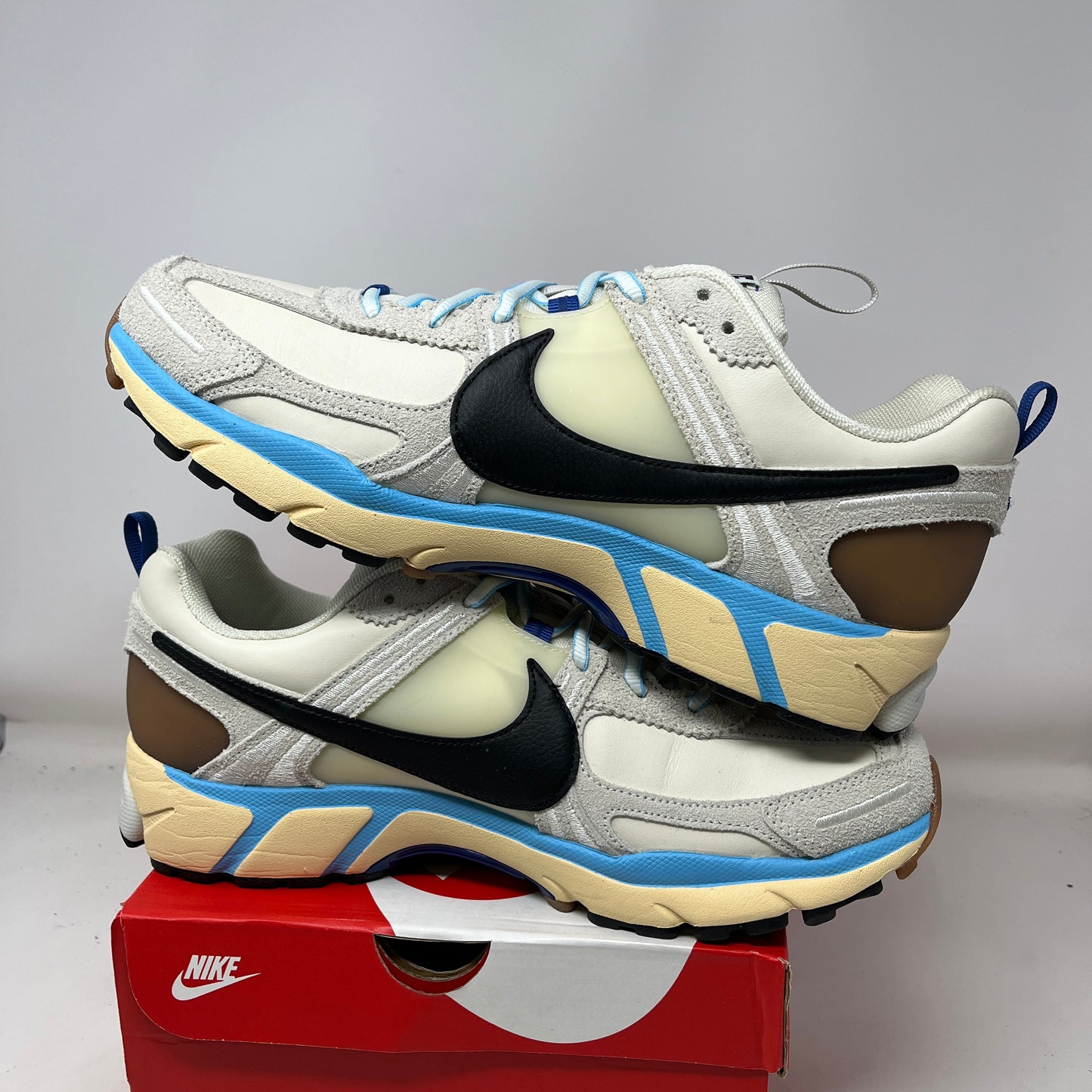Nike Zoom Vomero 5 Designed by Japan (Women's) Used