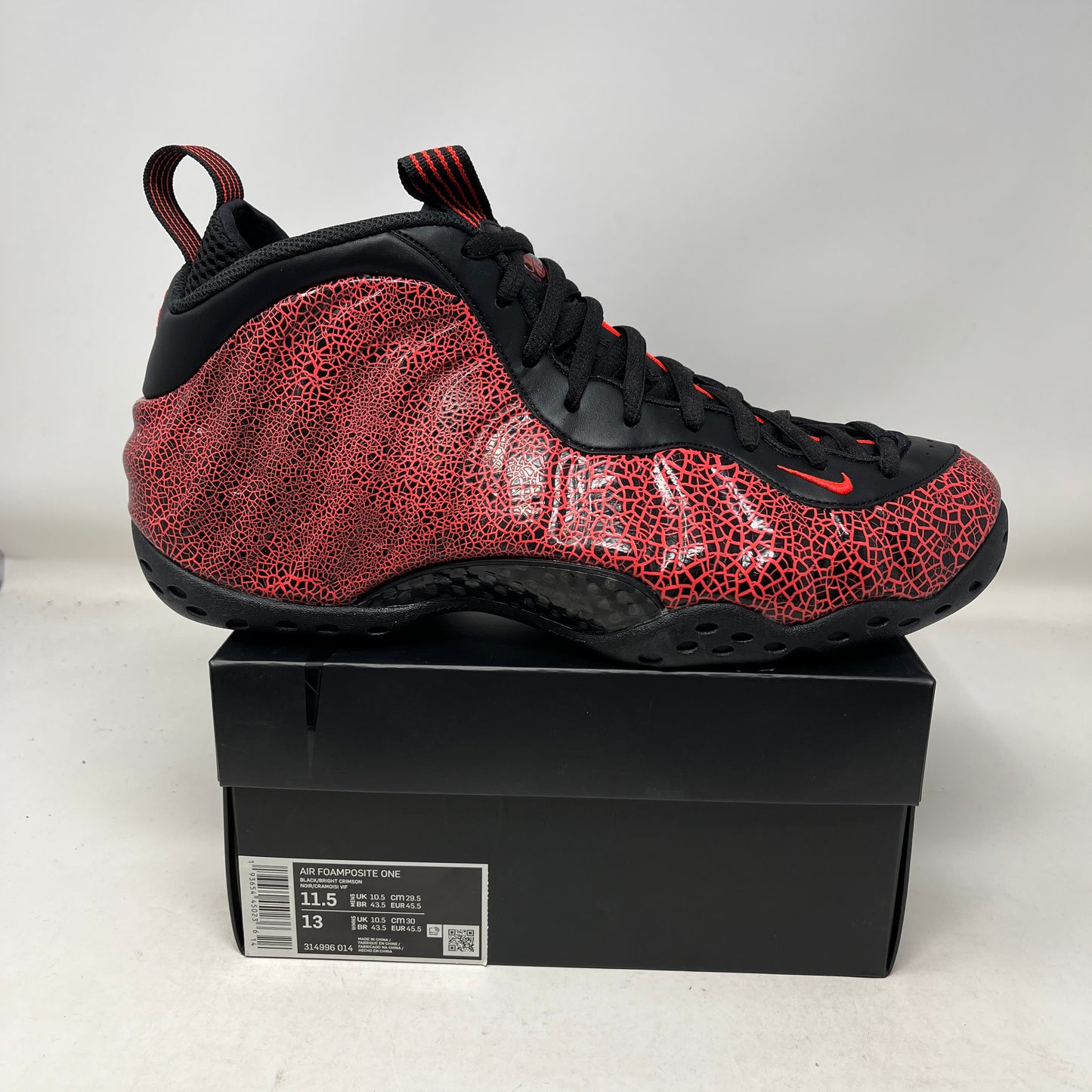 Nike Air Foamposite One Cracked Lava