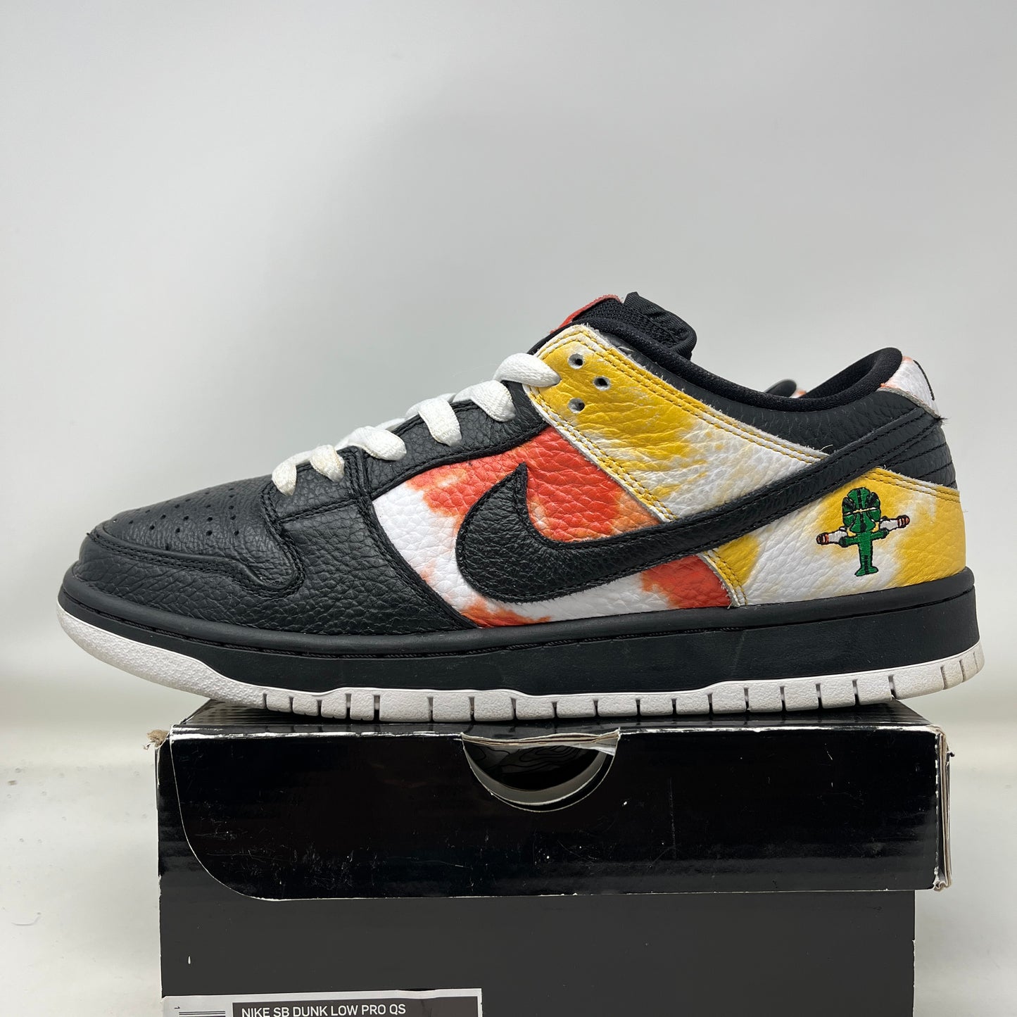 Nike SB Dunk Low Raygun Tie-Dye Black Used