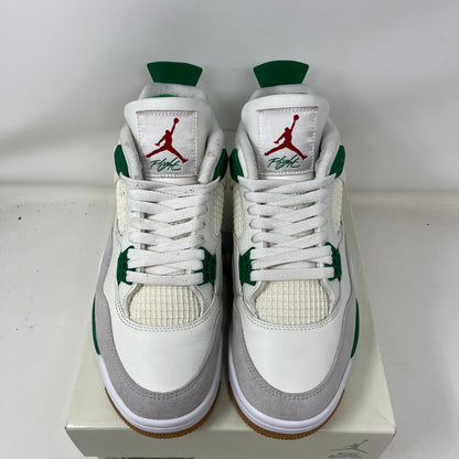 Jordan 4 Retro SB Pine Green Used