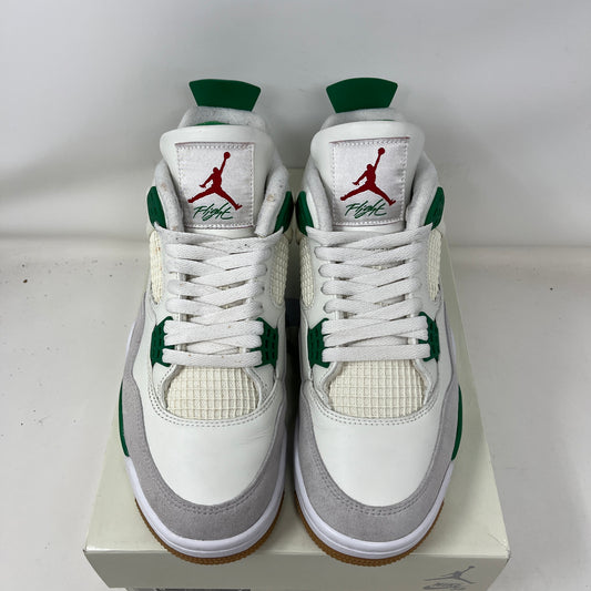 Jordan 4 Retro SB Pine Green Used