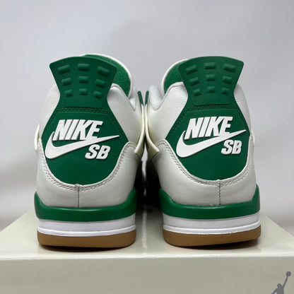 Jordan 4 Retro SB Pine Green Used