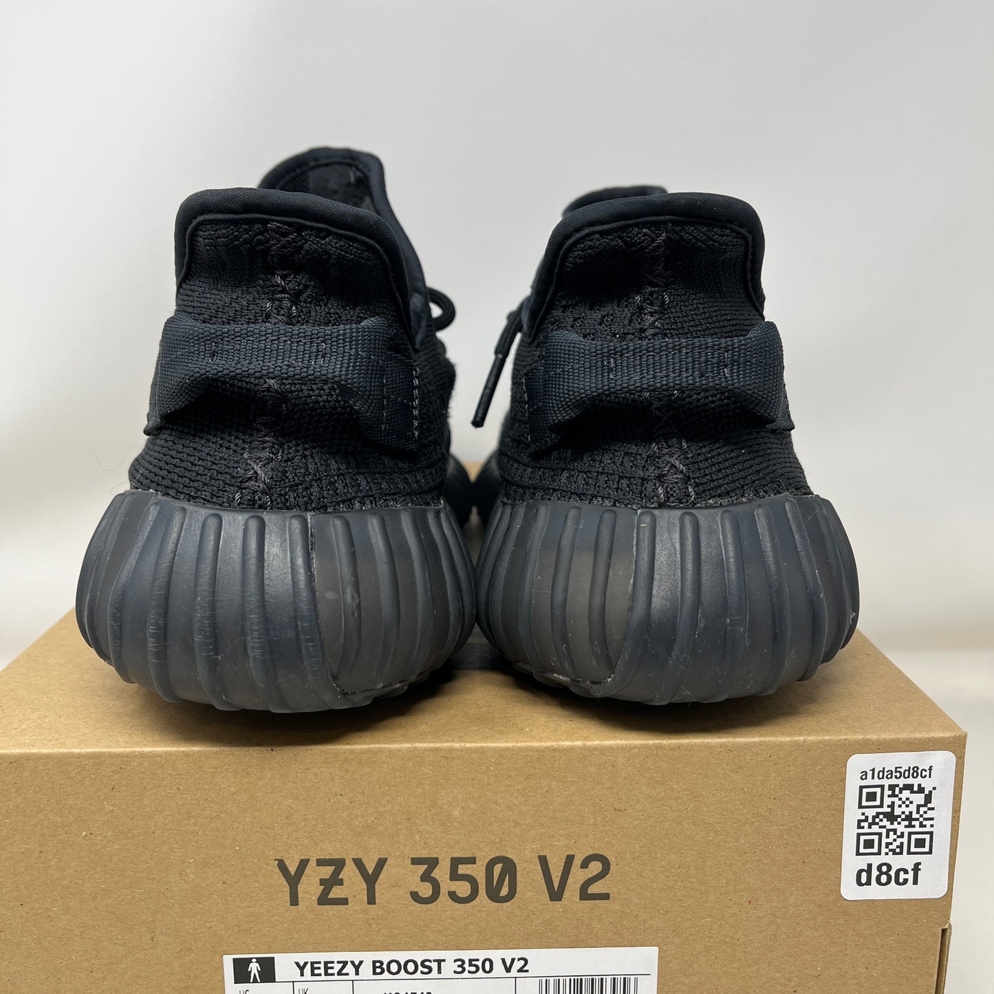 adidas Yeezy Boost 350 V2 Onyx Used