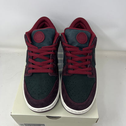 Nike SB Dunk Low Riot Skateshop Used