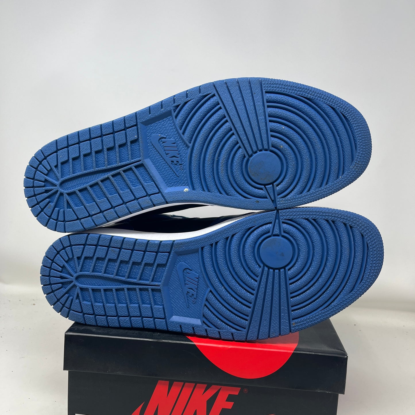 Jordan 1 Retro High OG Dark Marina Blue Used