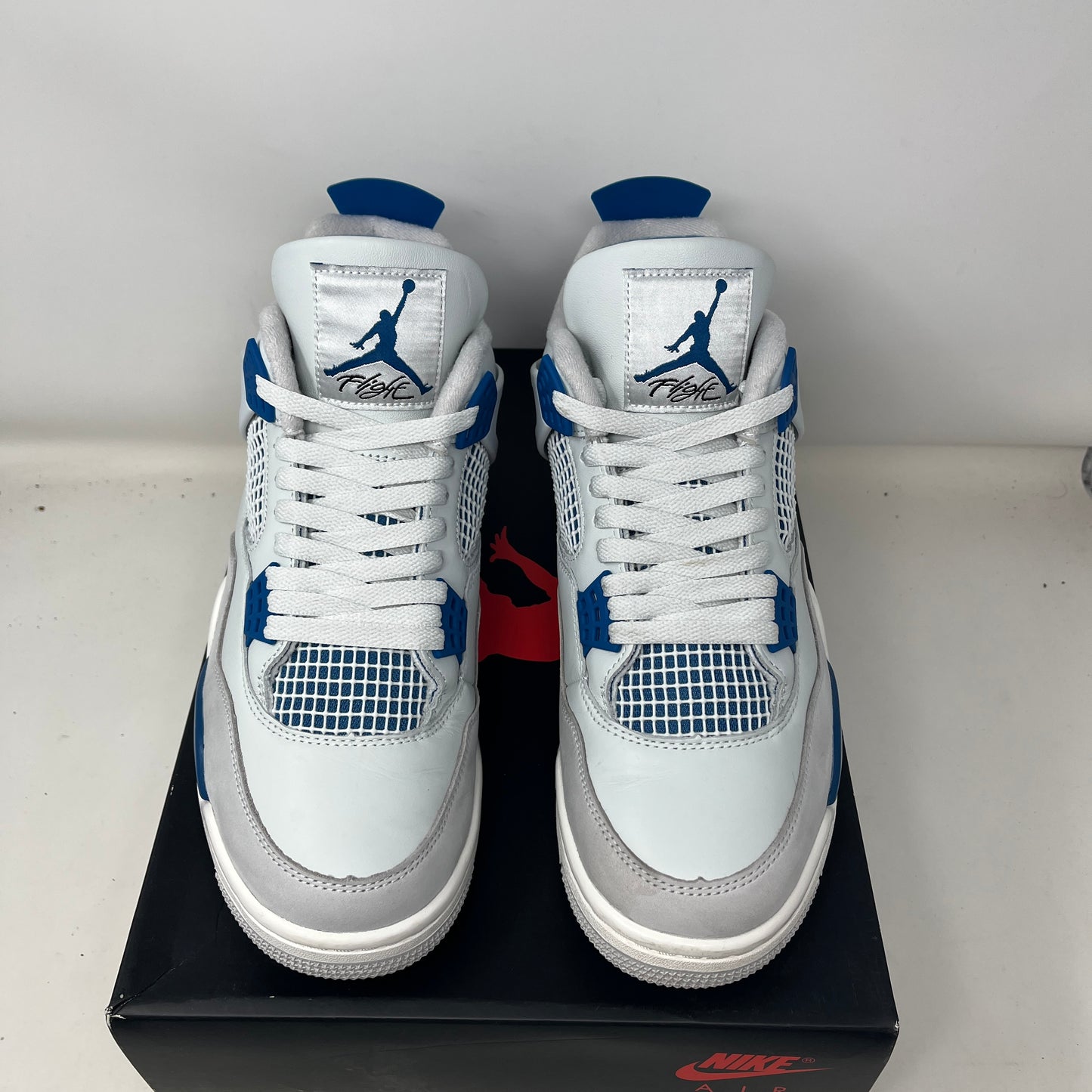 Jordan 4 Retro Military Blue (2024) Used