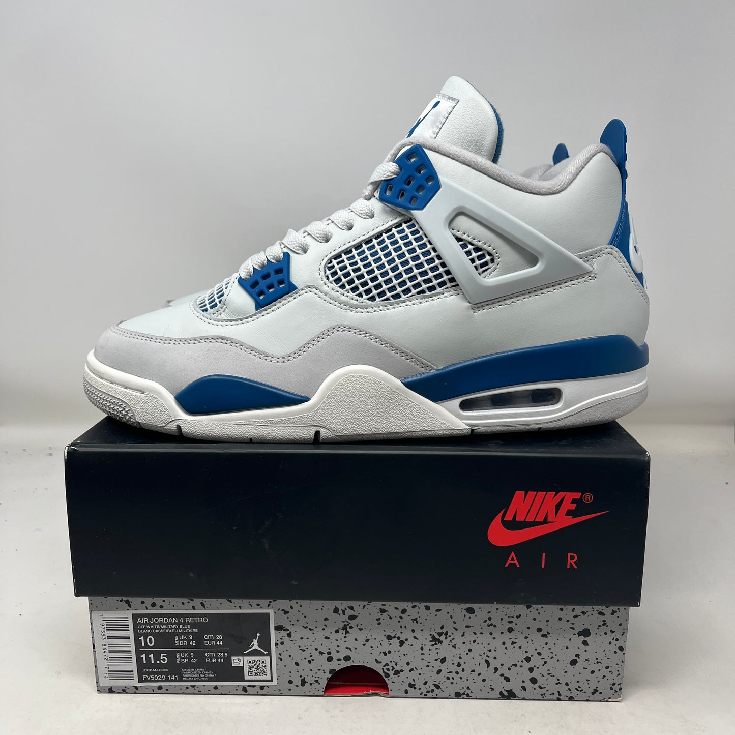 Jordan 4 Retro Military Blue (2024) Used