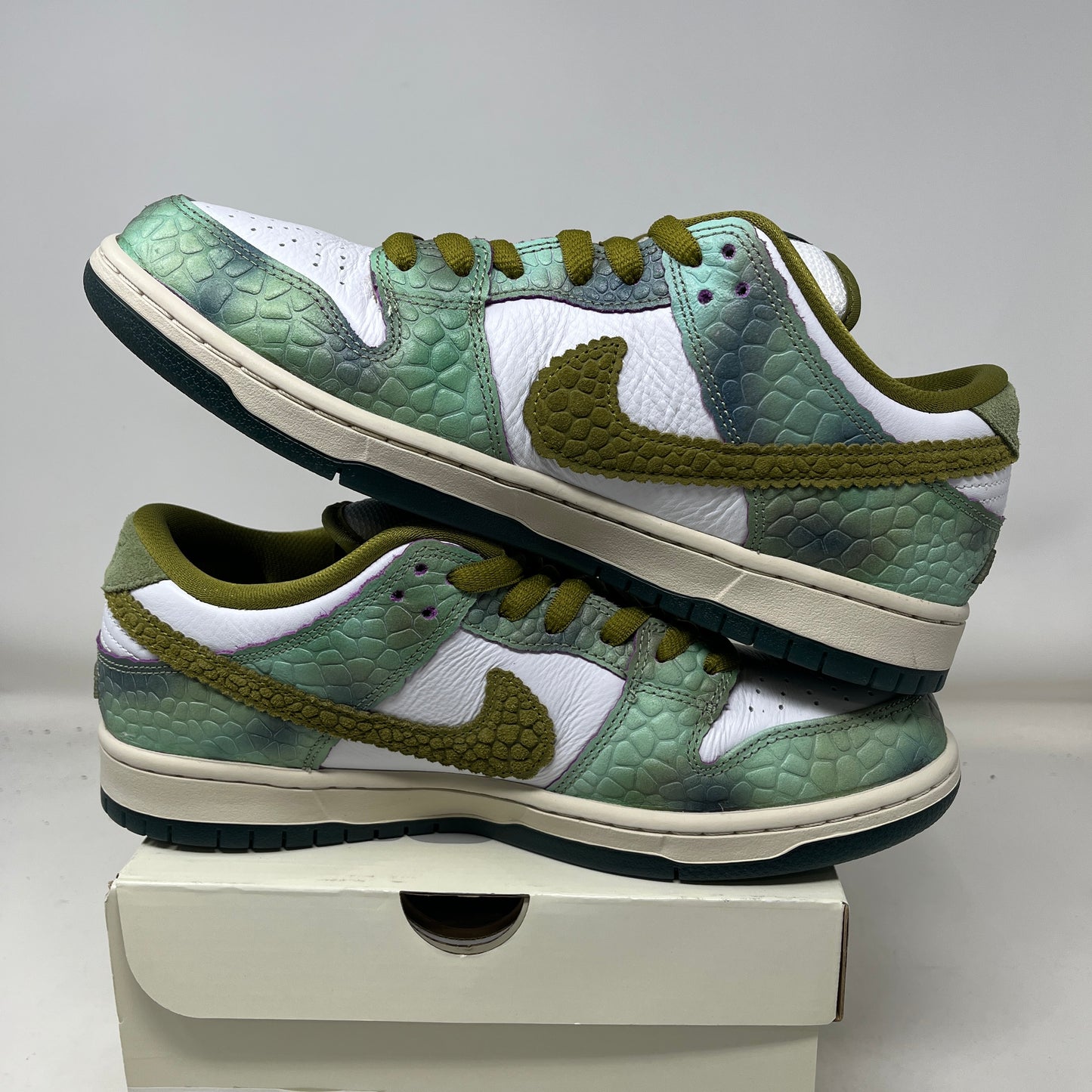 Nike SB Dunk Low Alexis Sablone Chameleon Used