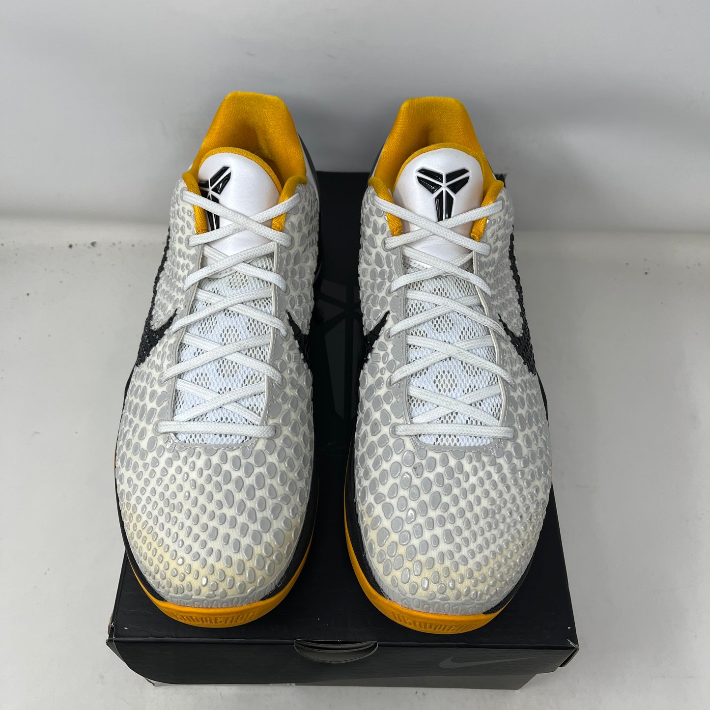 Kobe 6 Protro Playoff Pack White Del Sol Used