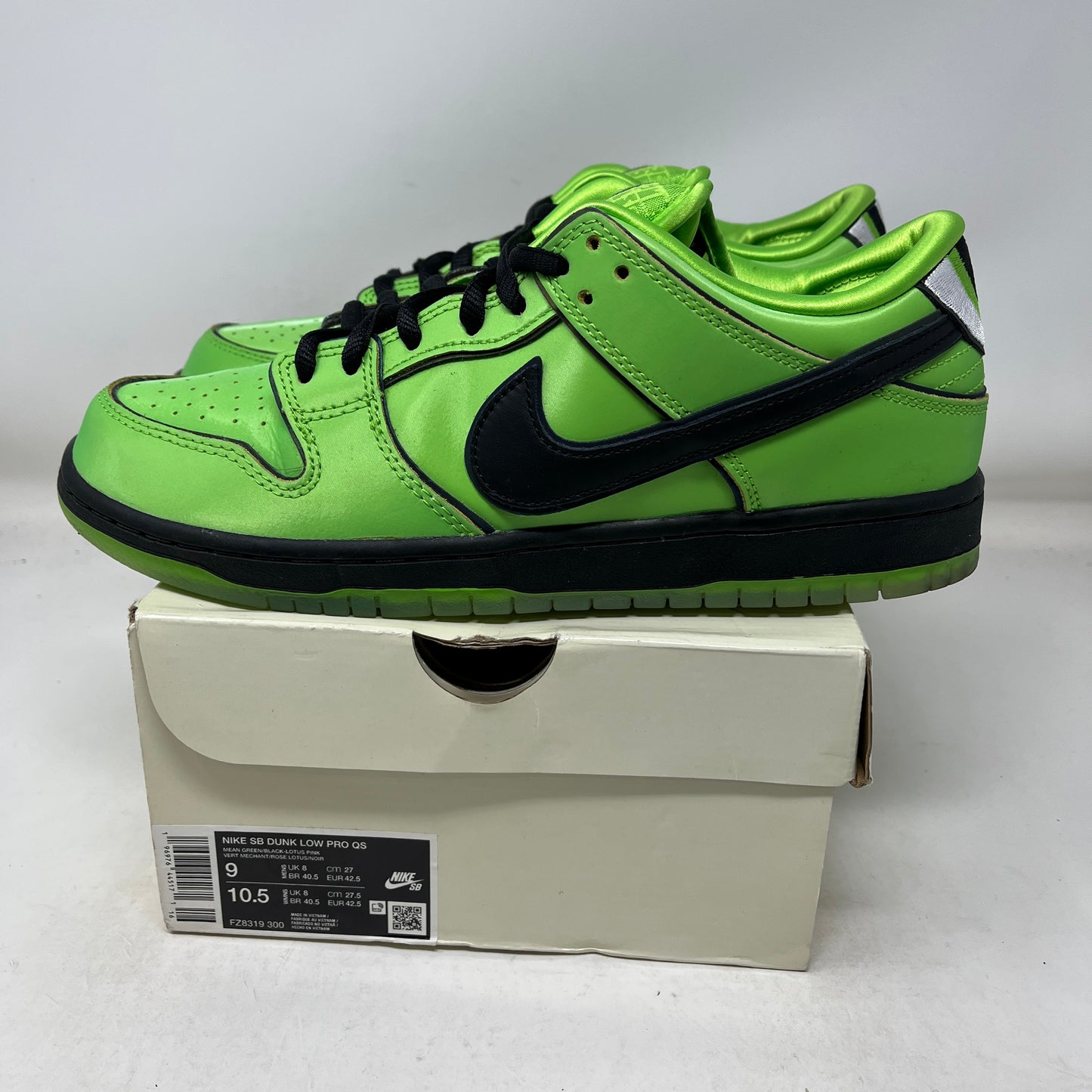 Nike SB Dunk Low The Powerpuff Girls Buttercup Used
