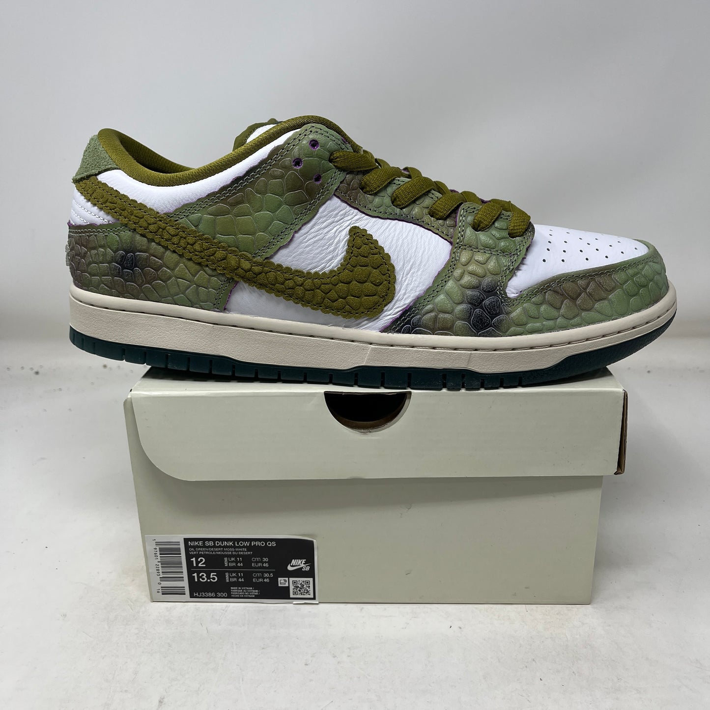 Nike SB Dunk Low Alexis Sablone Chameleon