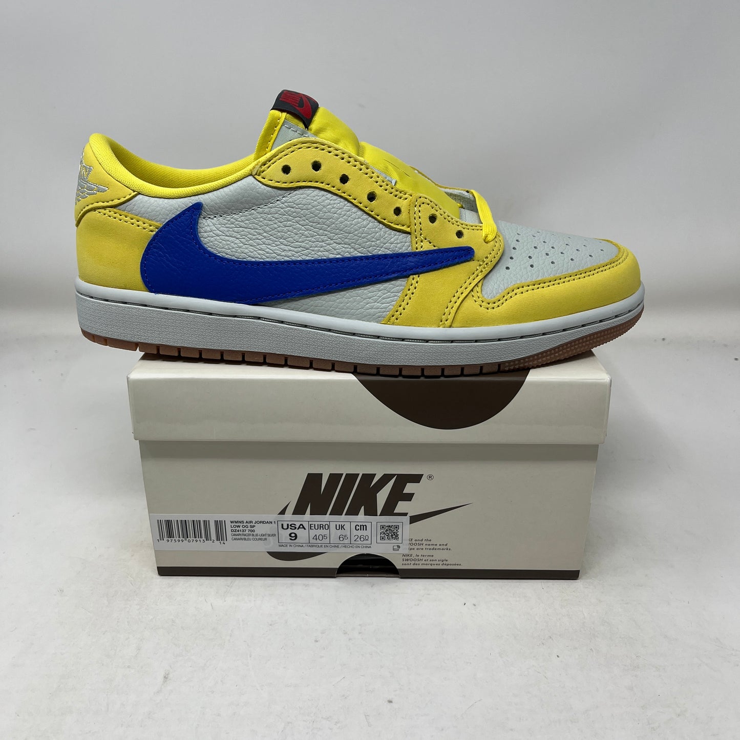 Jordan 1 Retro Low OG SP Travis Scott Canary (Women's)