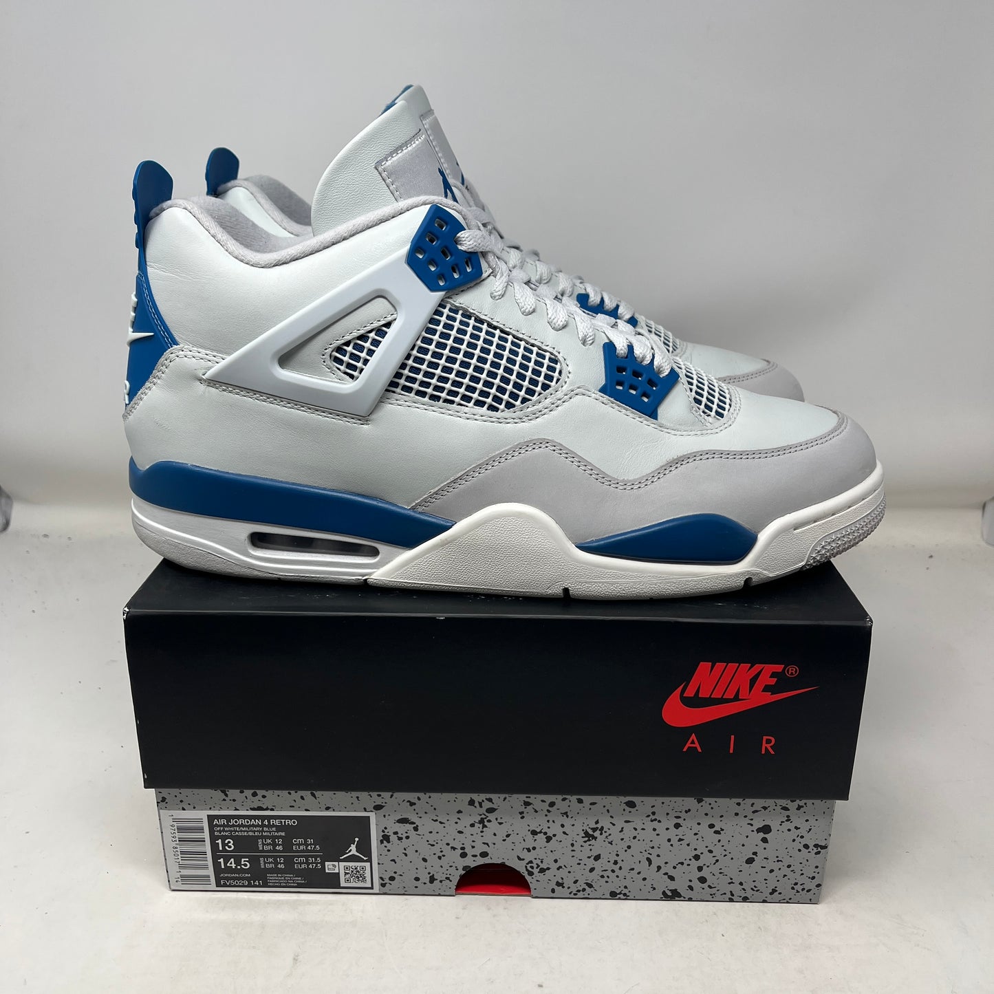 Jordan 4 Retro Military Blue (2024) Used