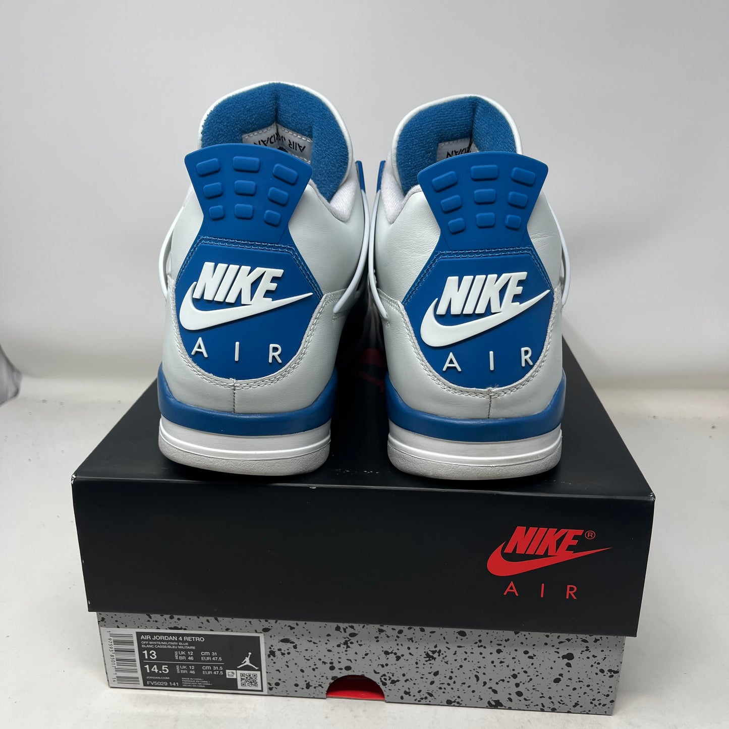 Jordan 4 Retro Military Blue (2024) Used