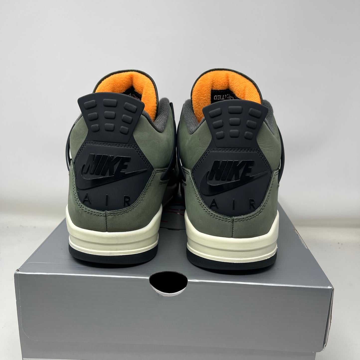 Jordan 4 Retro OG SP Undefeated (2025) Used