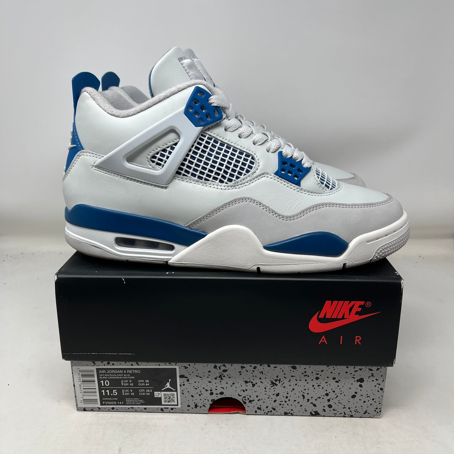 Jordan 4 Retro Military Blue (2024) Used