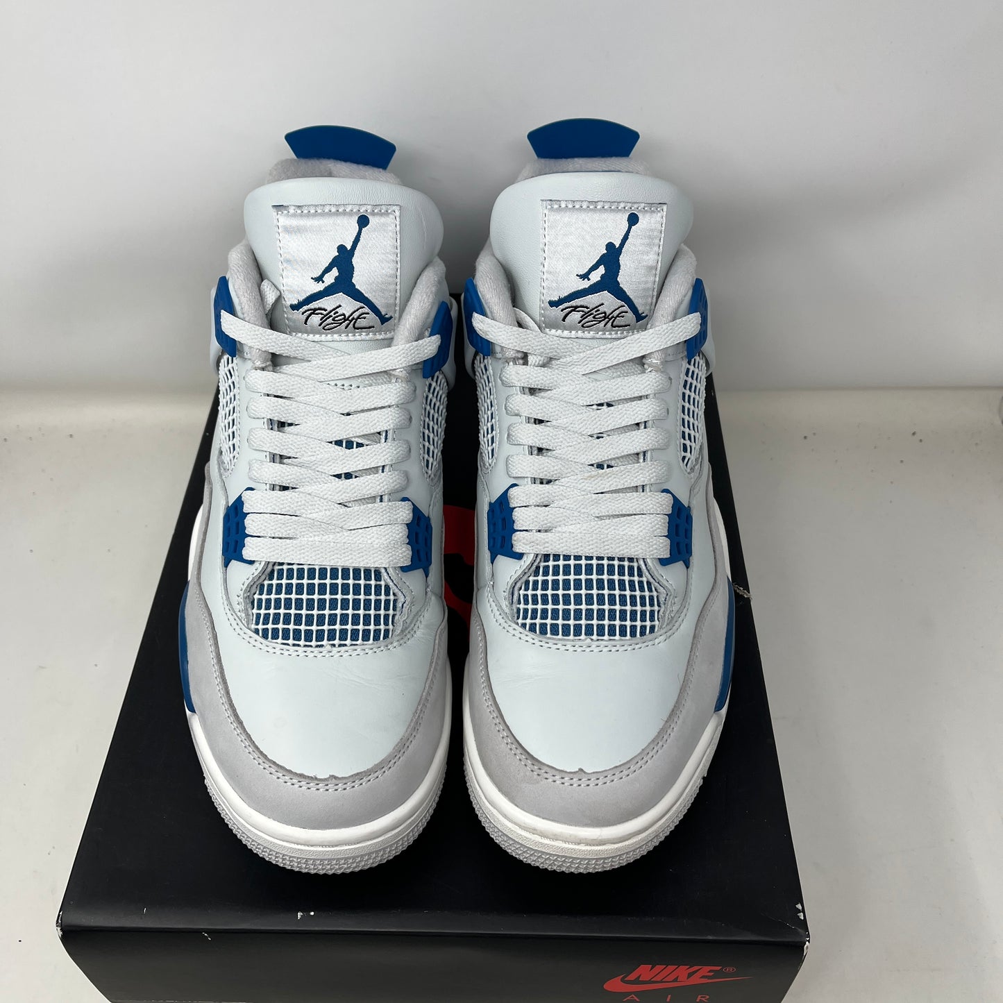 Jordan 4 Retro Military Blue (2024) Used