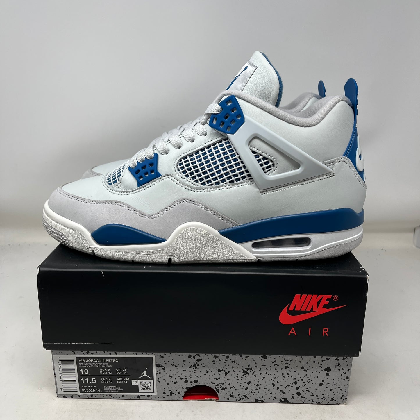 Jordan 4 Retro Military Blue (2024) Used