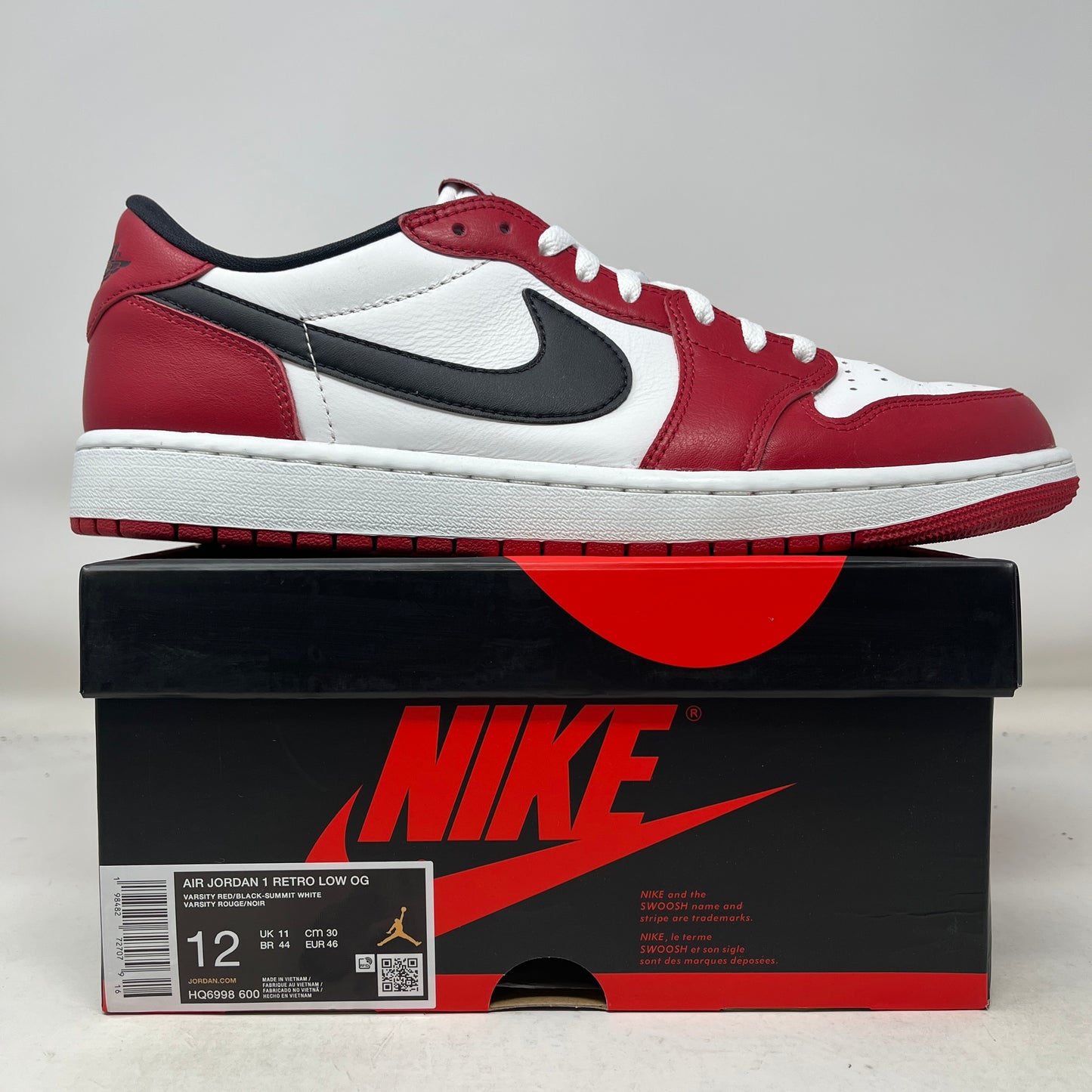 Jordan 1 Retro Low OG Chicago (2025) Used