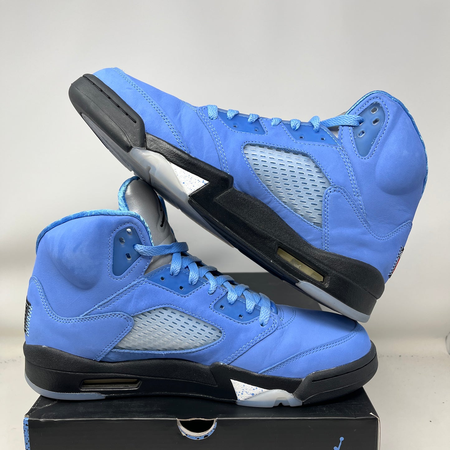 Jordan 5 Retro UNC University Blue Used