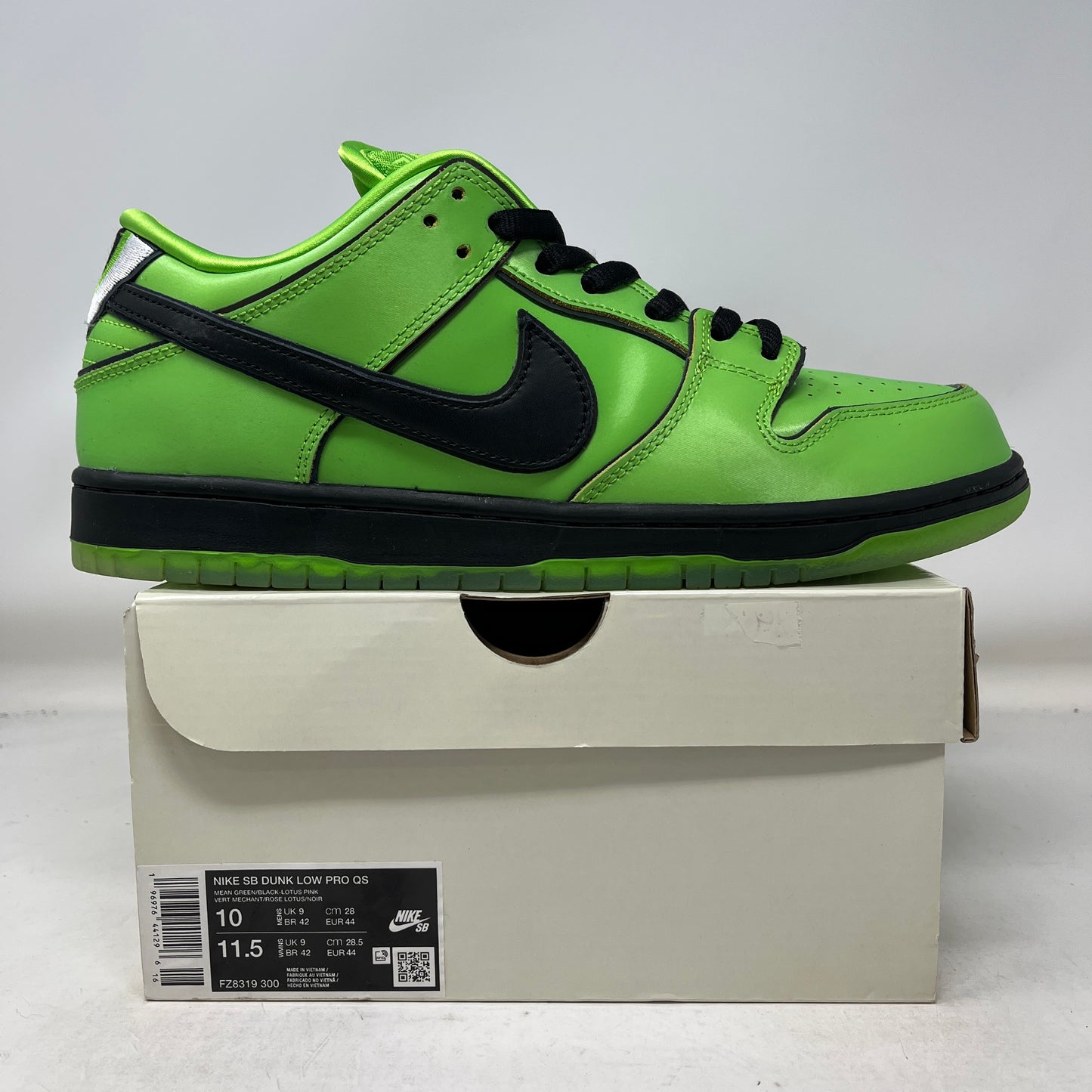 Nike SB Dunk Low The Powerpuff Girls Buttercup Used