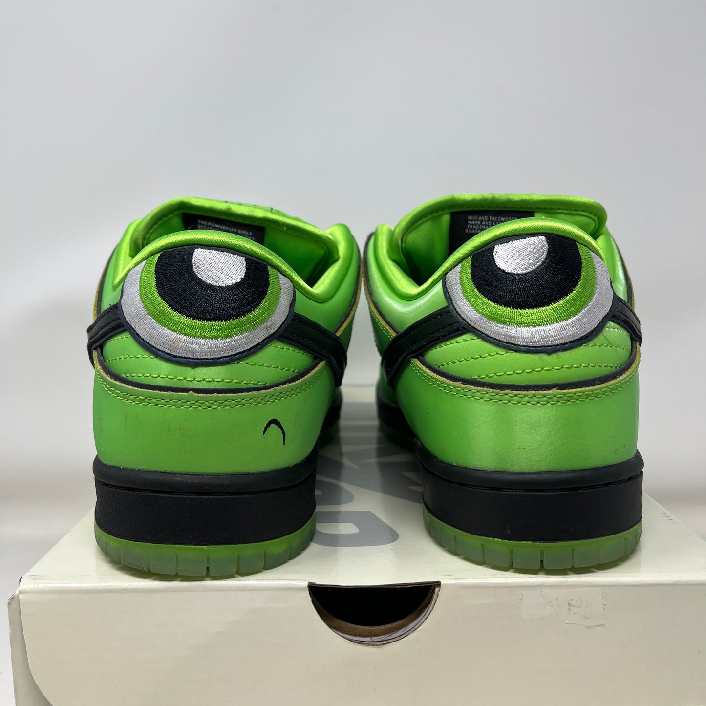 Nike SB Dunk Low The Powerpuff Girls Buttercup Used