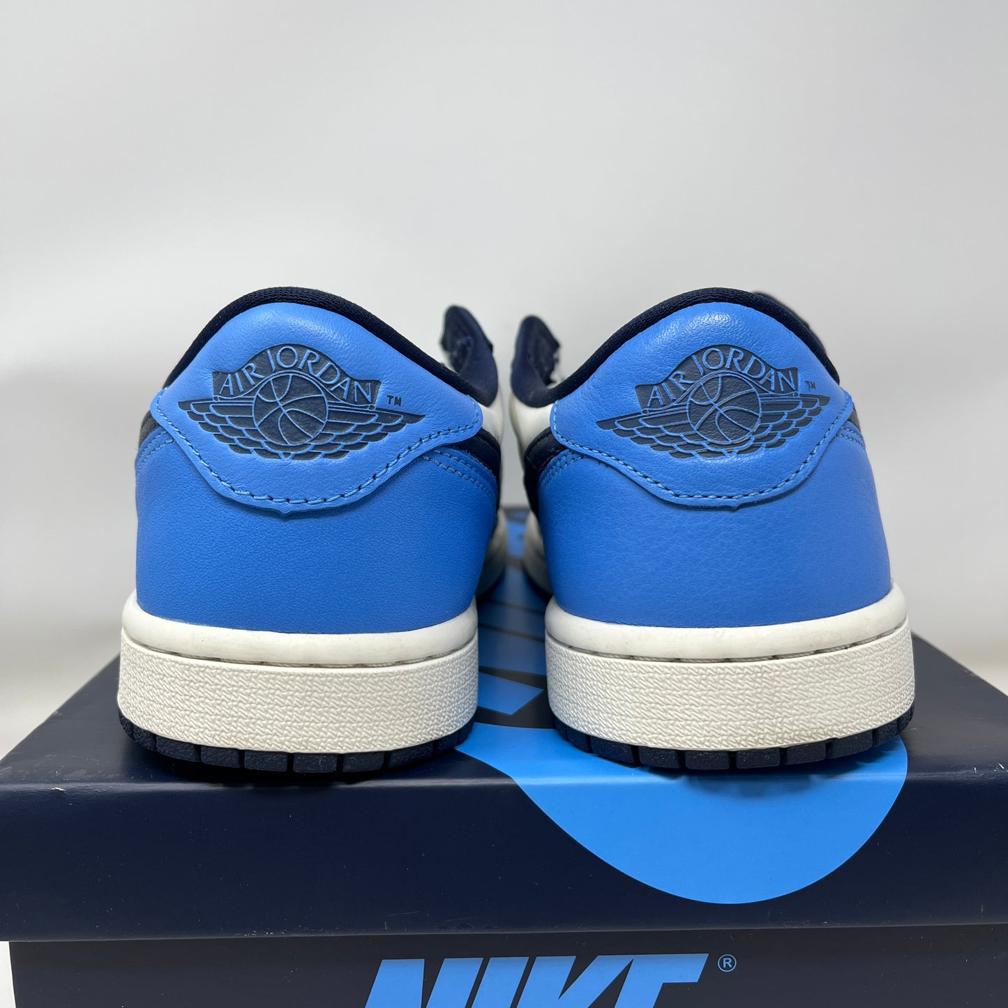 Jordan 1 Low OG Obsidian UNC Used