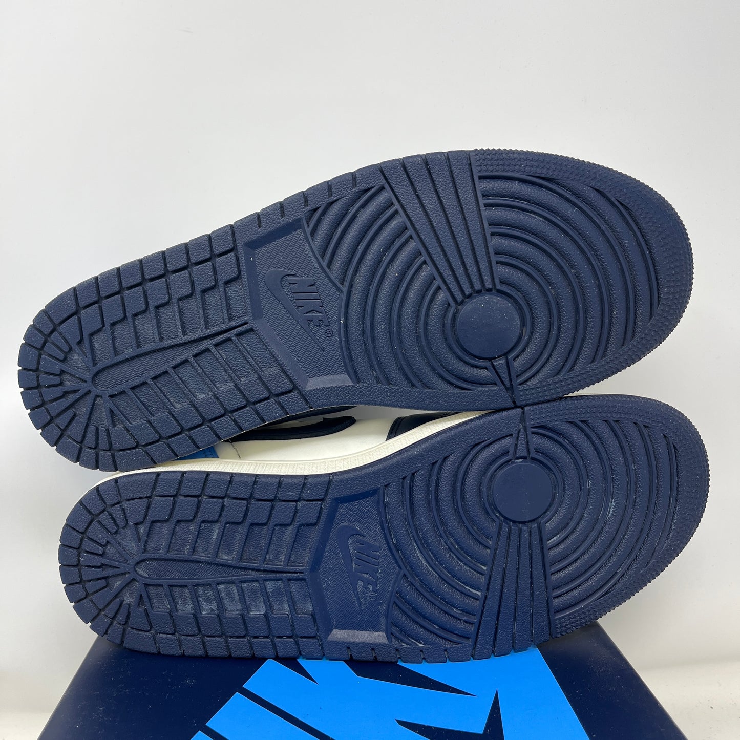 Jordan 1 Low OG Obsidian UNC Used
