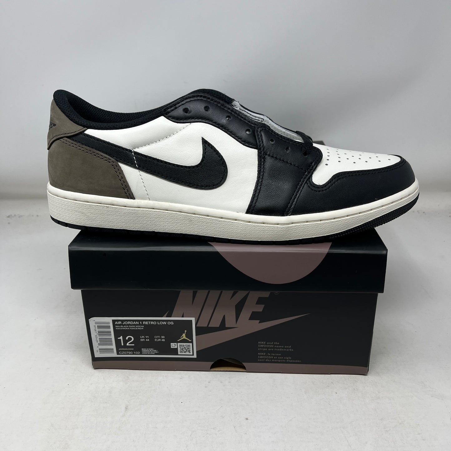 Jordan 1 Retro Low OG Mocha