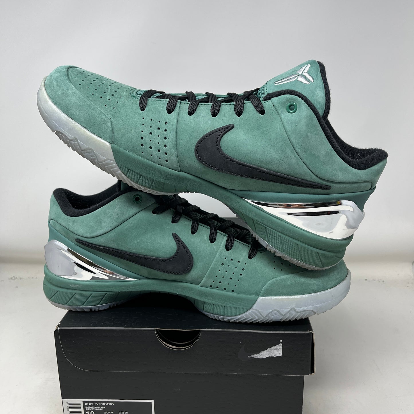 Nike Kobe 4 Protro Girl Dad Used