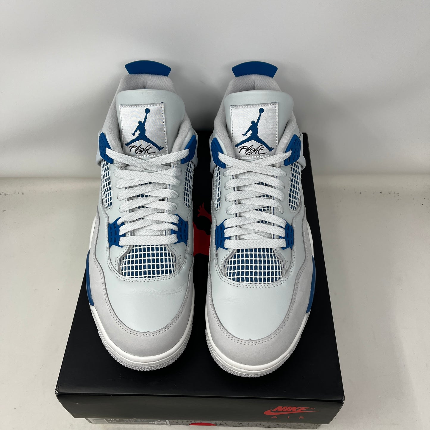 Jordan 4 Retro Military Blue (2024) Used