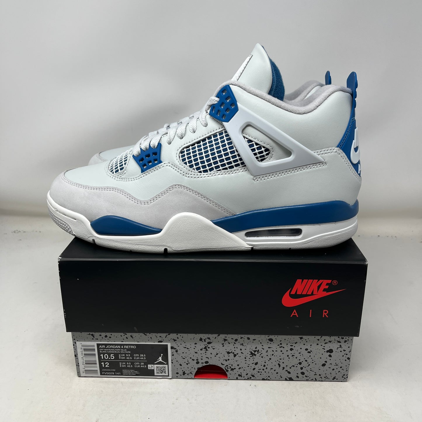 Jordan 4 Retro Military Blue (2024) Used