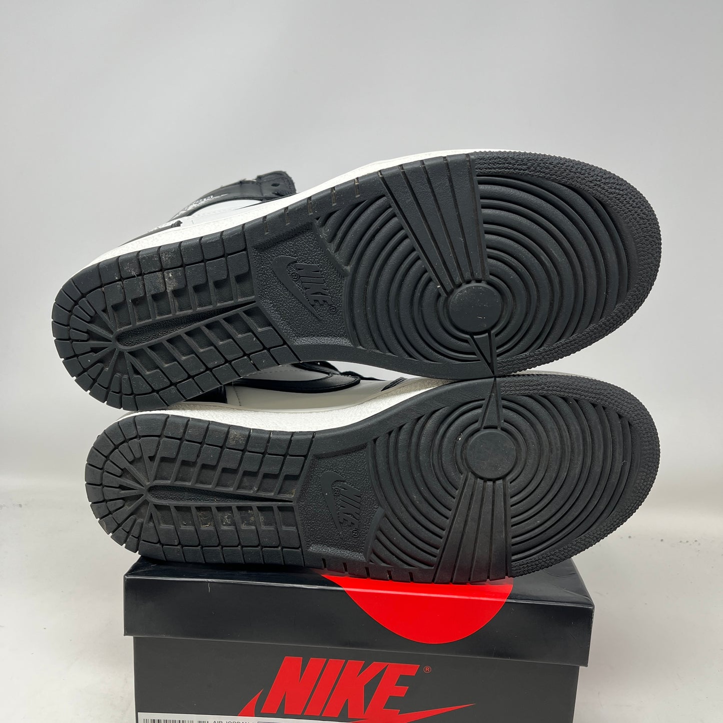 Jordan 1 Retro High '85 Black White (2023) Used