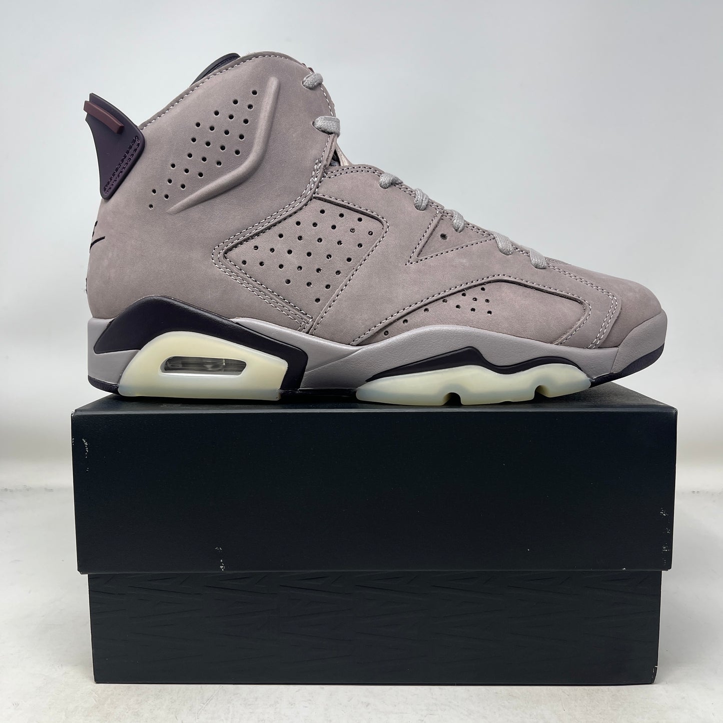 Jordan 6 Retro A Ma Maniére Smokey Mauve